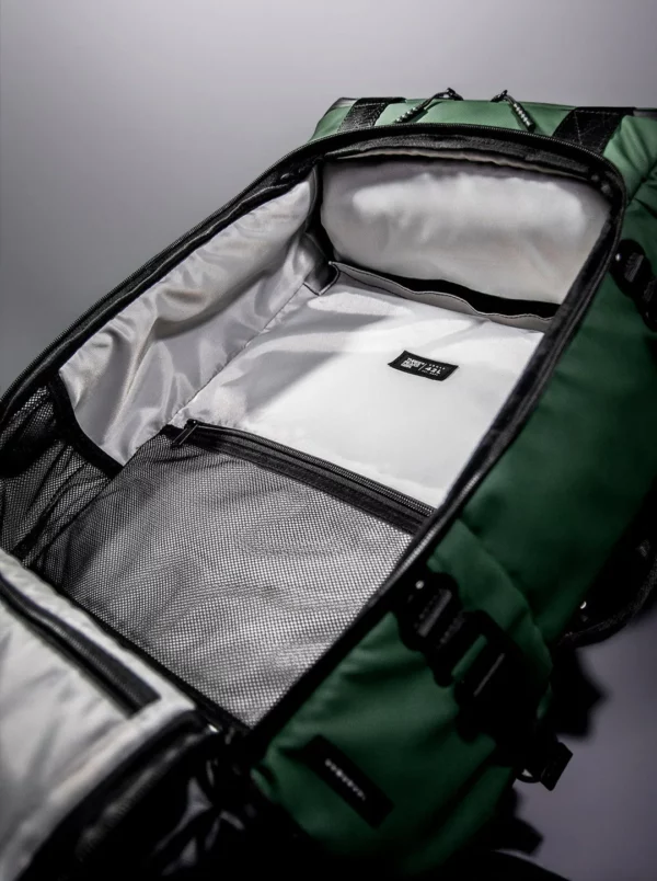 Three Peaks 42L Nomad Backpack - Image 3